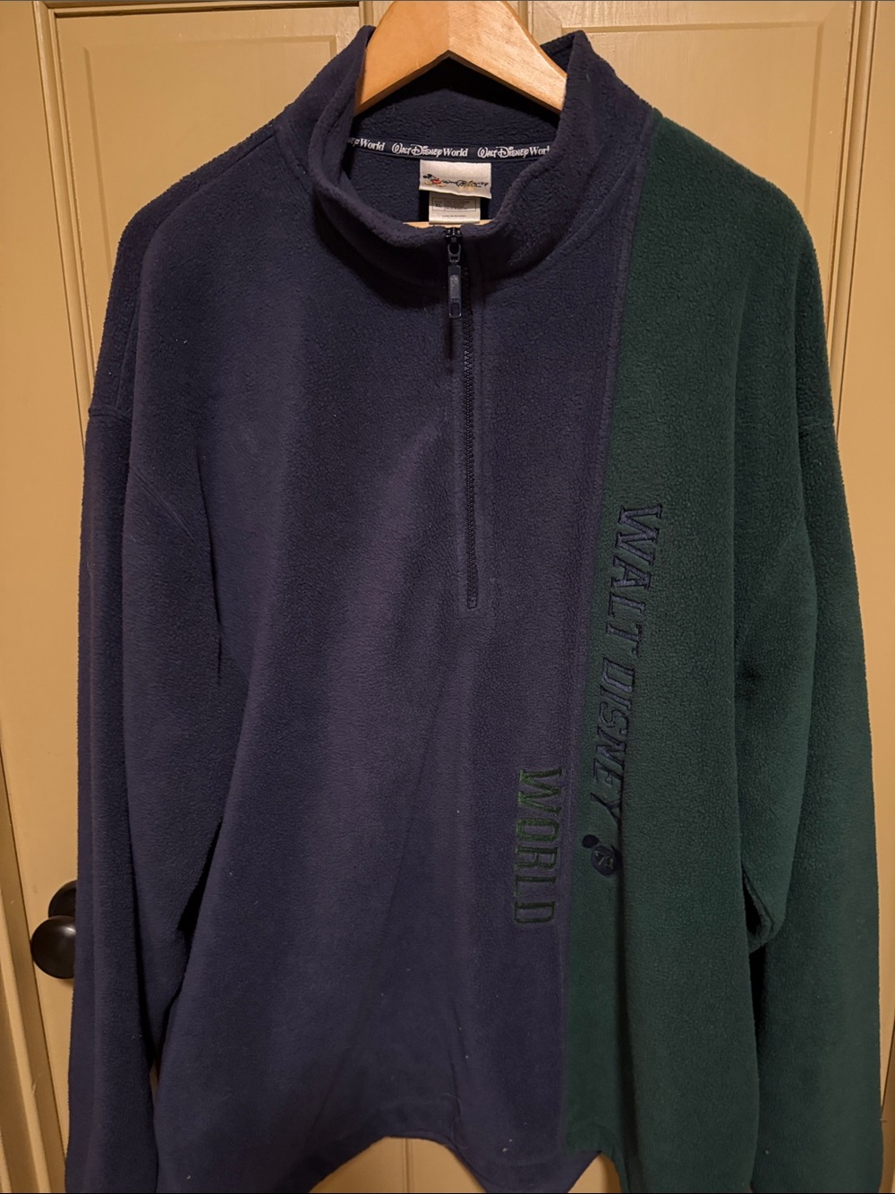 Disney Men's Two-Tone Quarter-Zip Fleece - Navy & Dark Green